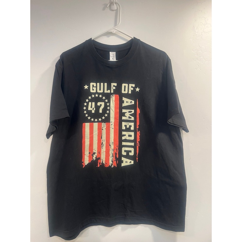 Gildan Gulf of America 47 Graphic Tee Shirt Mens XL Black Cotton Distressed Flag